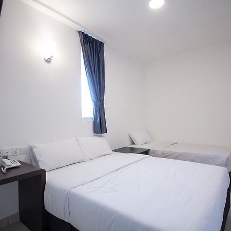 D Nice Hotel Bayan Lepas Eksteriør billede